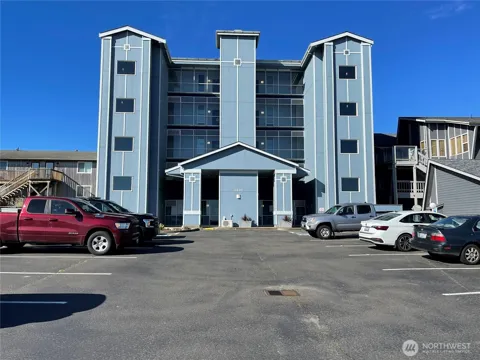 1307 Ocean Shores Boulevard SW #N53