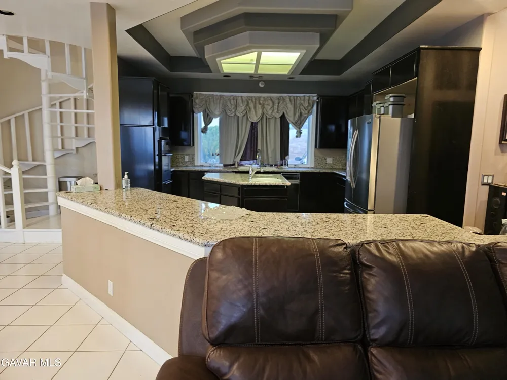 143 W Avenue S 14 Palmdale, CA 93551