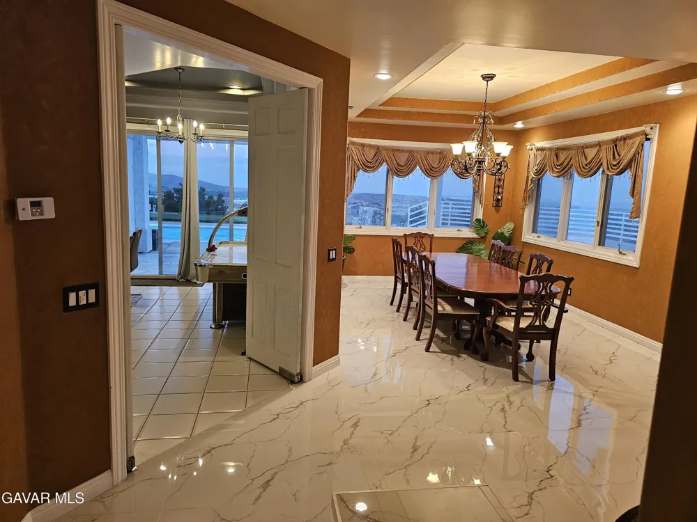 143 W Avenue S 14 Palmdale, CA 93551