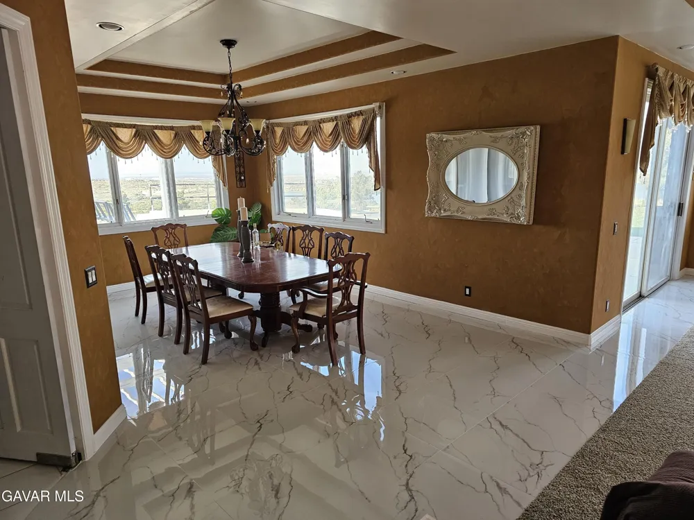 143 W Avenue S 14 Palmdale, CA 93551