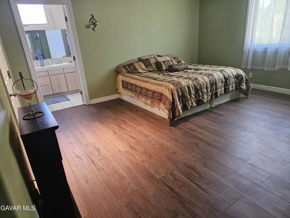 143 W Avenue S 14 Palmdale, CA 93551