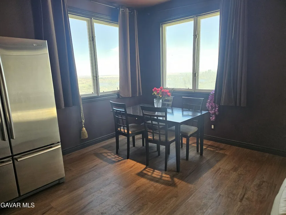 143 W Avenue S 14 Palmdale, CA 93551