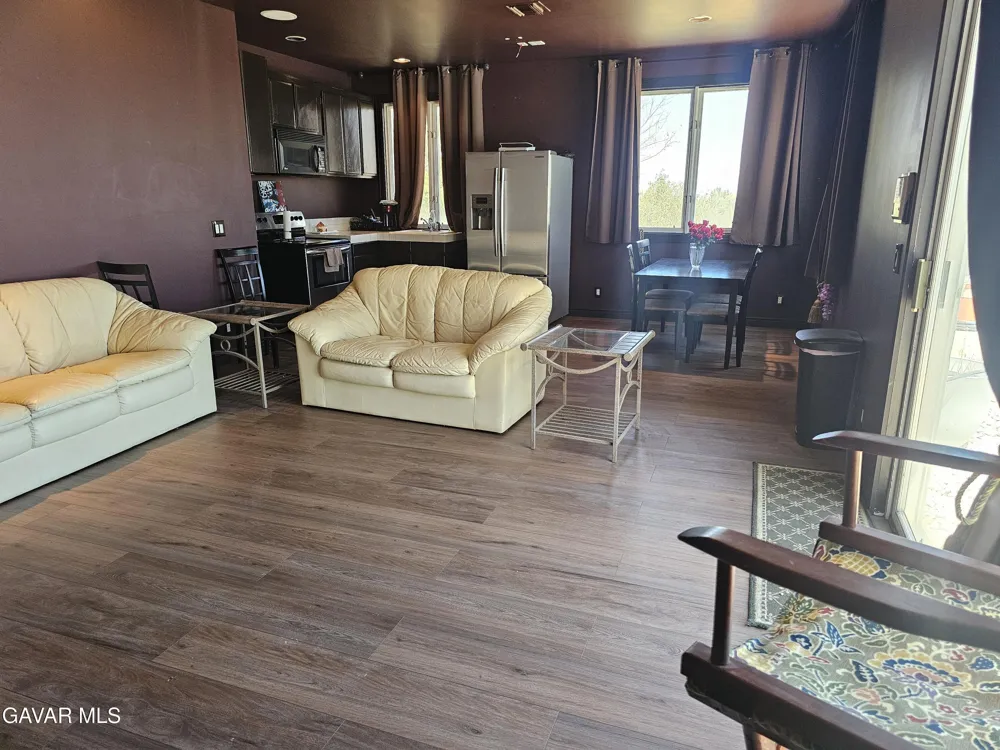 143 W Avenue S 14 Palmdale, CA 93551