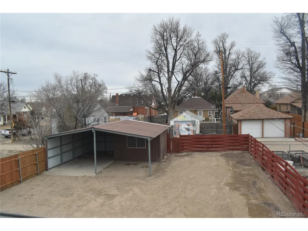 805 Raton Avenue La Junta, CO 81050