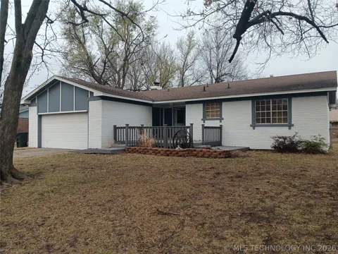 1001 S Colonial Drive