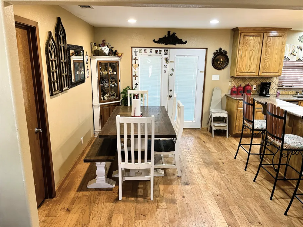 203 Jane Street Groesbeck, TX 76642