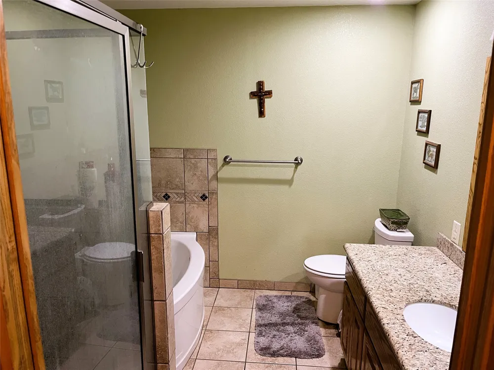 203 Jane Street Groesbeck, TX 76642
