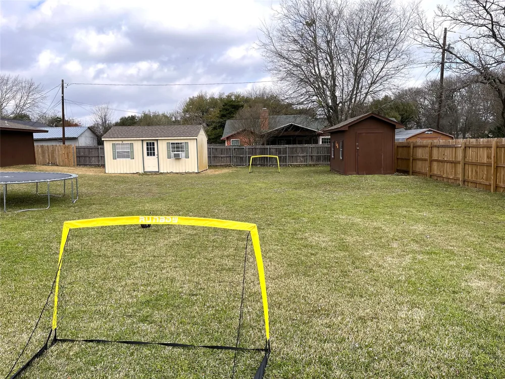203 Jane Street Groesbeck, TX 76642