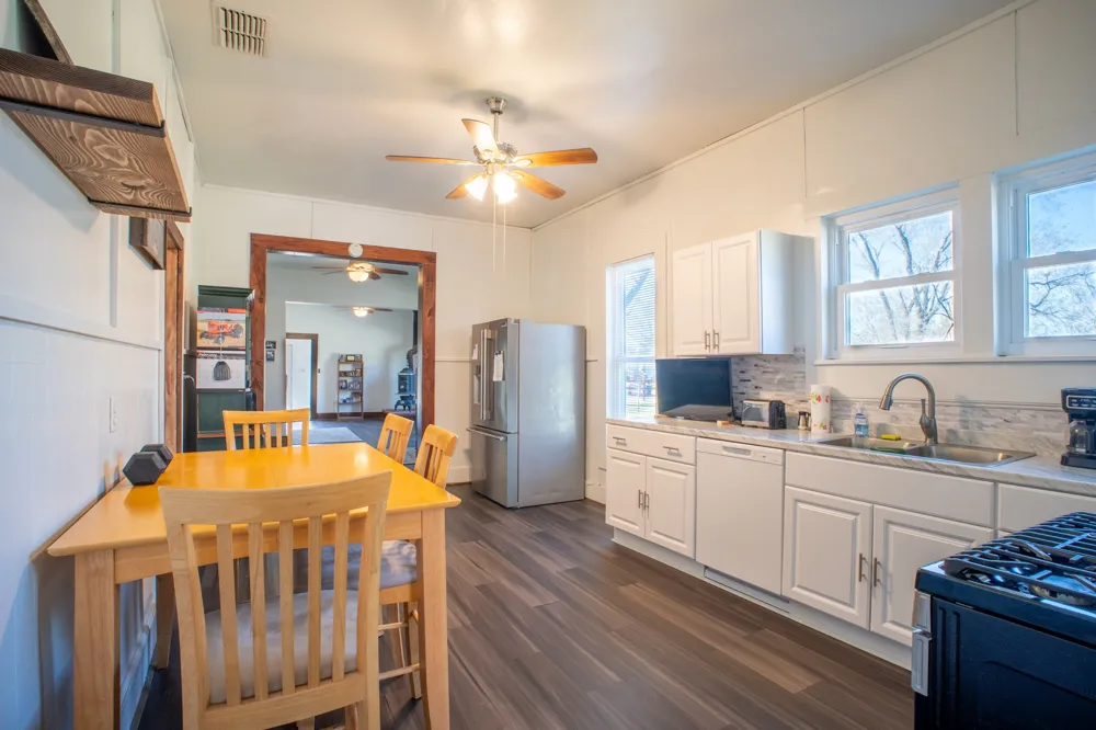 108 S Avenue C Wortham, TX 76693