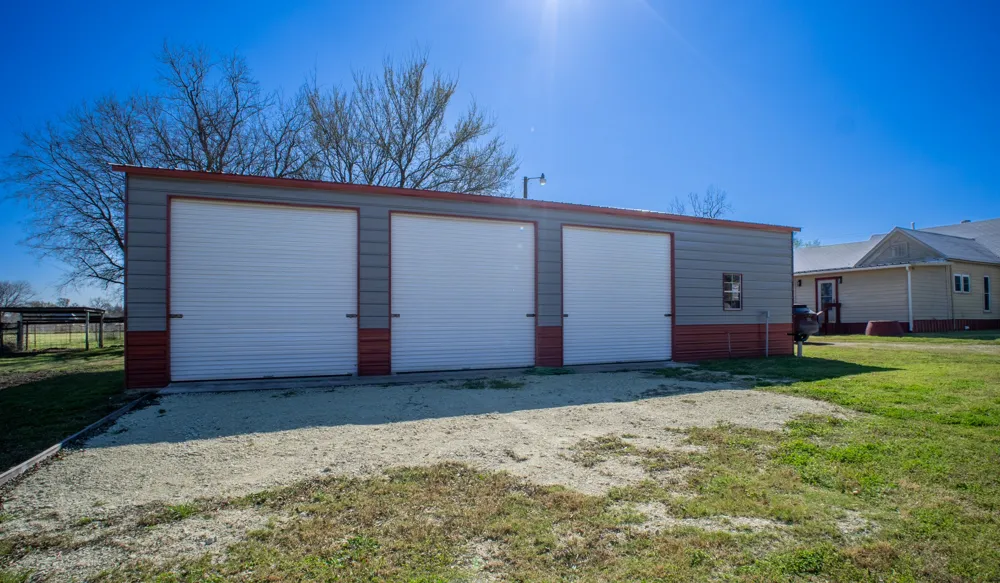 108 S Avenue C Wortham, TX 76693