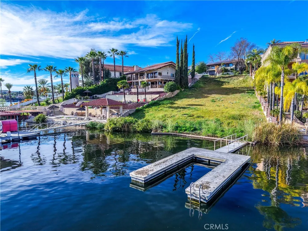 22226 san joaquin drive west Drive W Canyon Lake, CA 92587