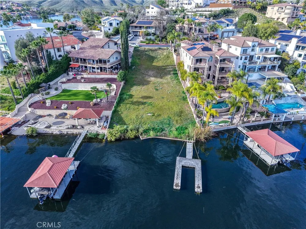 22226 san joaquin drive west Drive W Canyon Lake, CA 92587