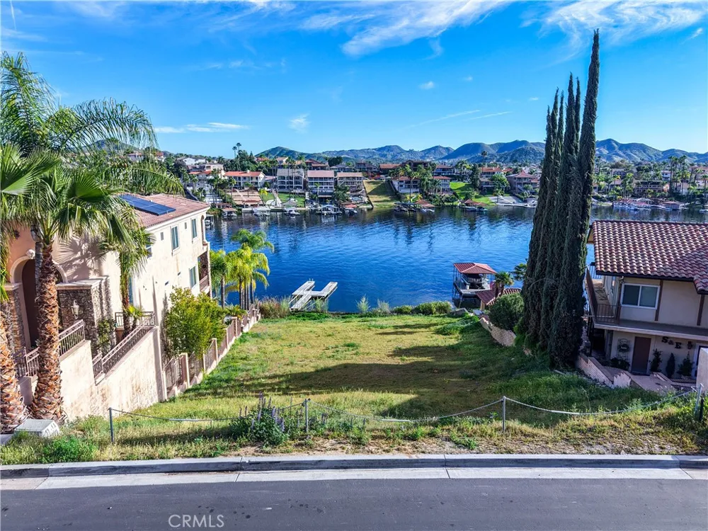 22226 san joaquin drive west Drive W Canyon Lake, CA 92587