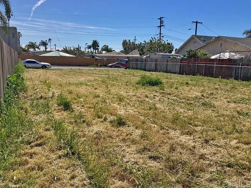 1432 Buena Street Oceanside, CA 92058