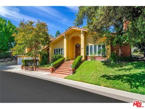 4949 PALOMAR DRIVE