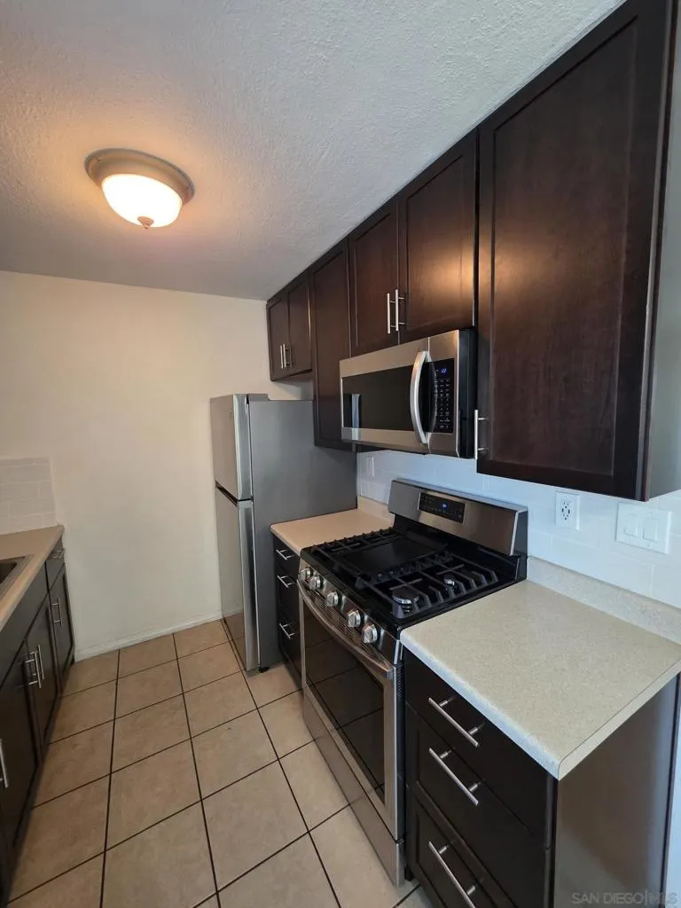 9739 Winter Gardens Blvd #4 Lakeside, CA 92040
