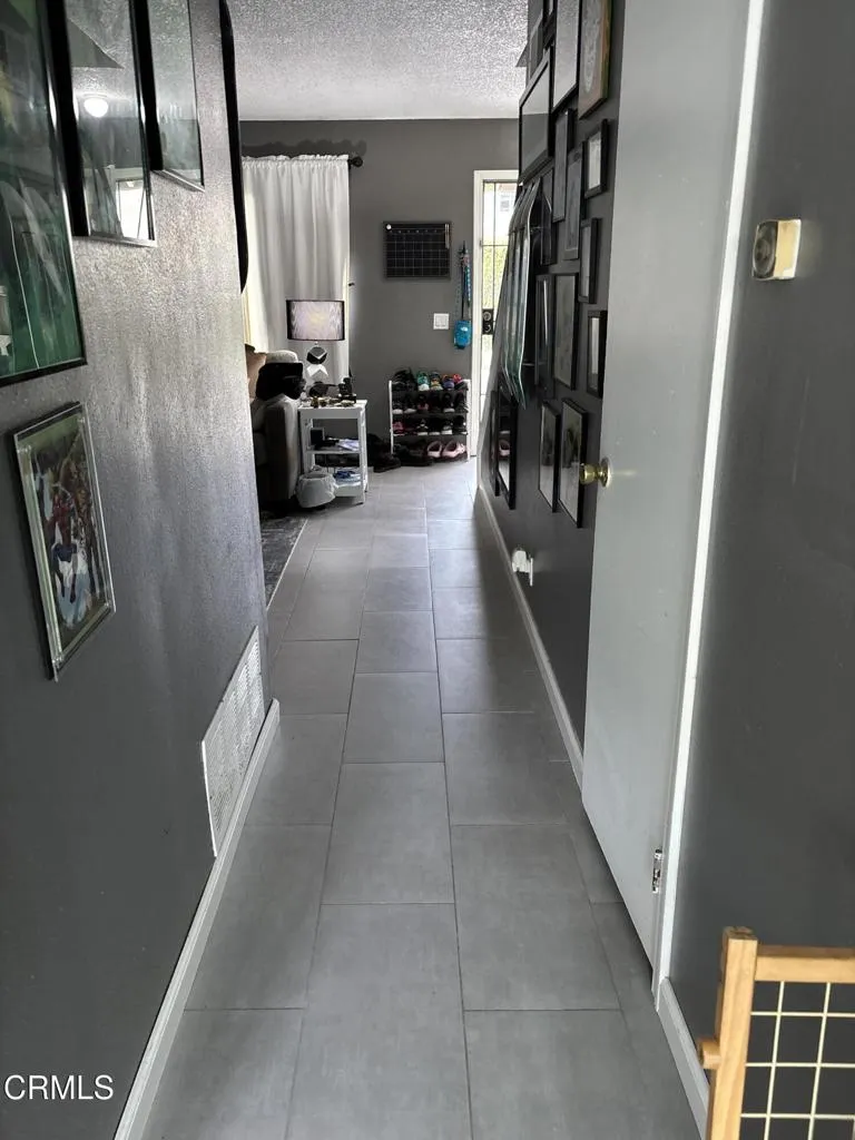 1431 Casa San Carlos Lane #B Oxnard, CA 93033