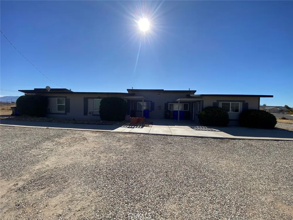 13193 Navajo #3 Apple Valley, CA 92308