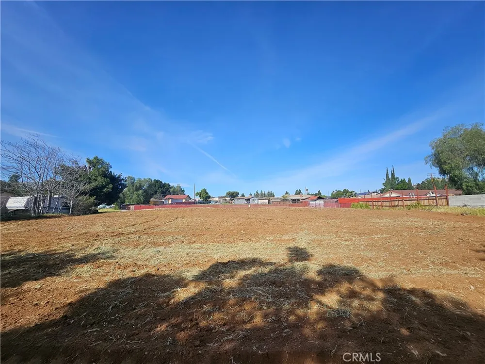 24208 Dracaea Moreno Valley, CA 92553