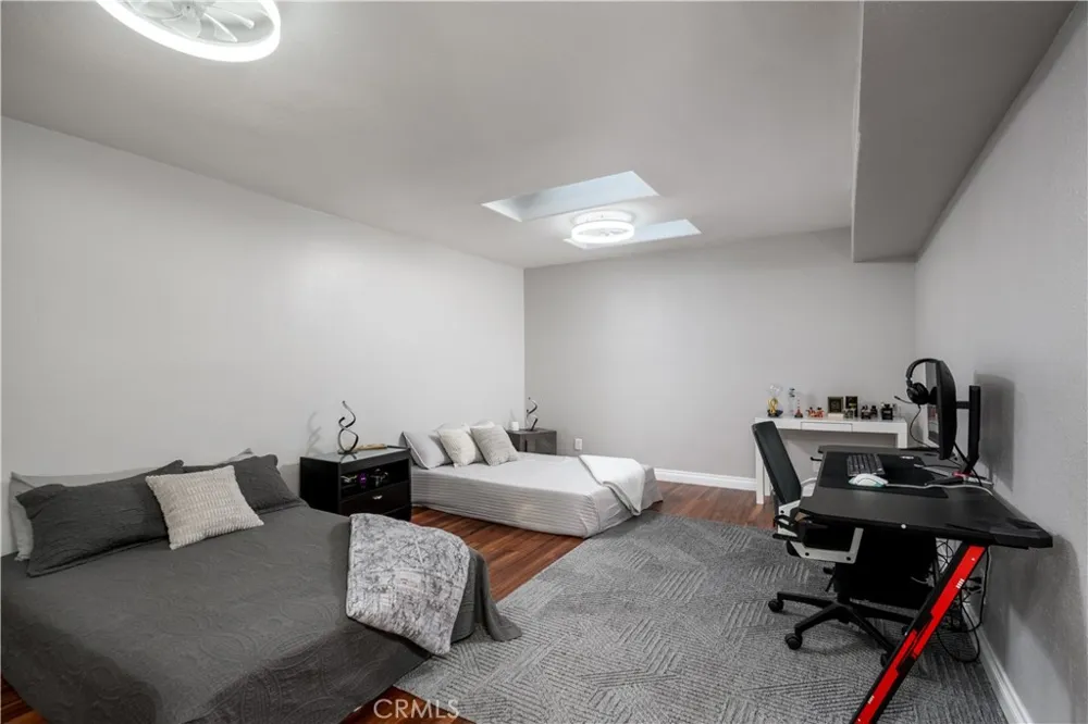 1126 Naples Placentia, CA 92870