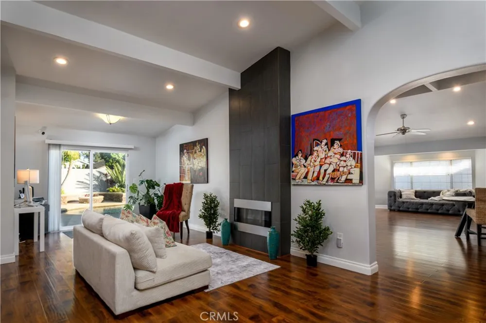 1126 Naples Placentia, CA 92870