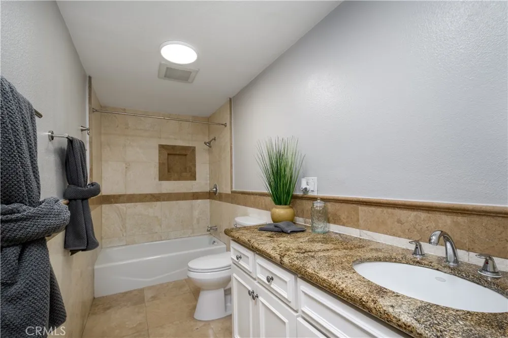 1126 Naples Placentia, CA 92870