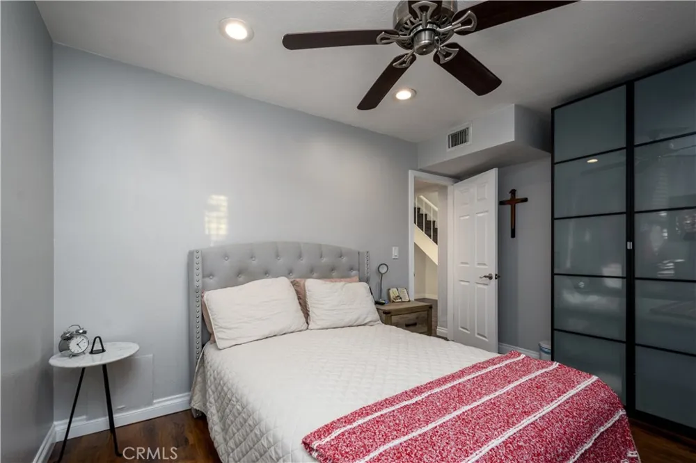 1126 Naples Placentia, CA 92870