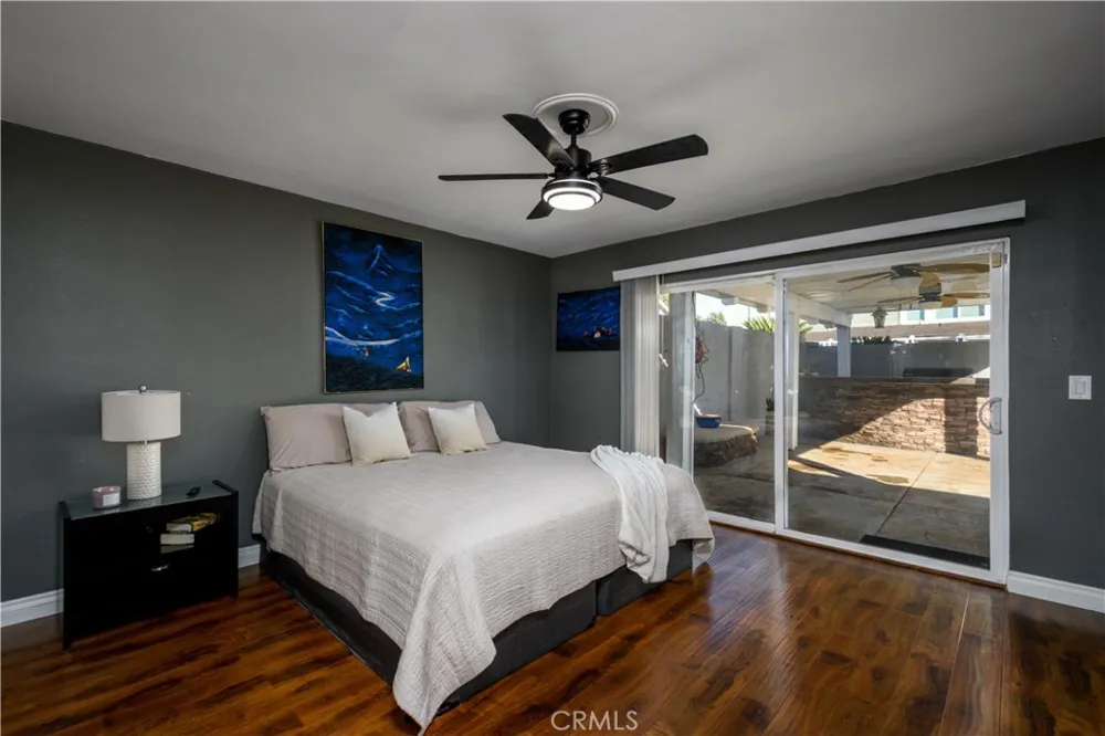 1126 Naples Placentia, CA 92870
