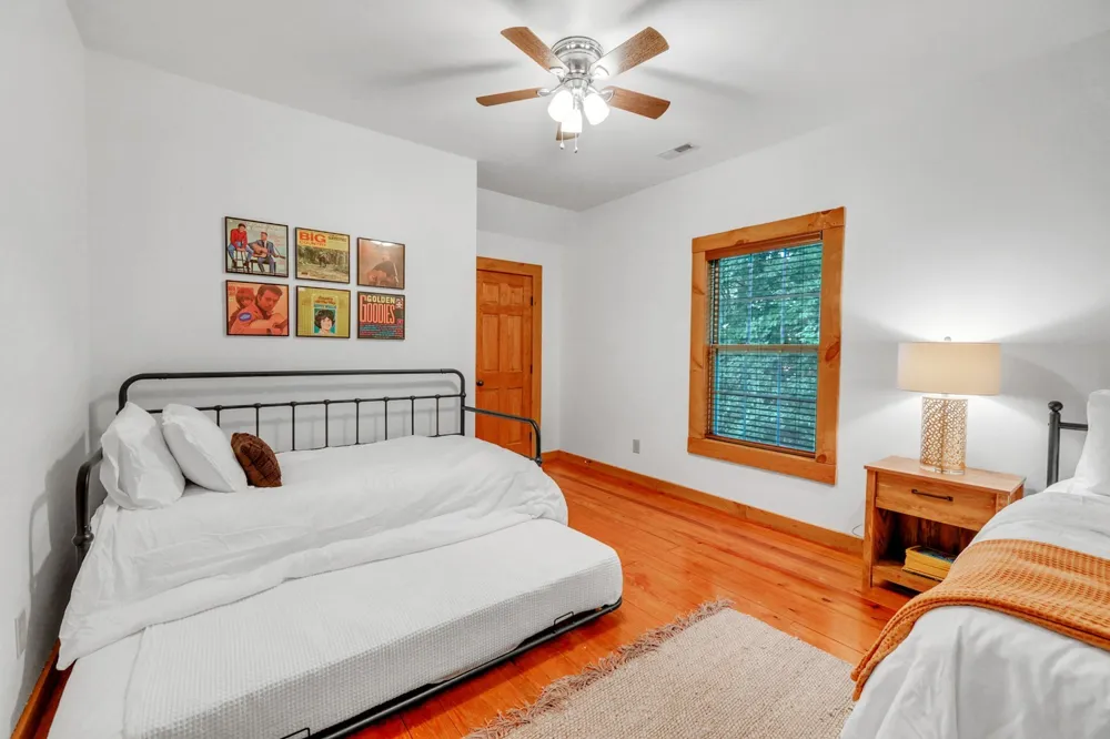 8265 Guthrie Rd Cross Plains, TN 37049