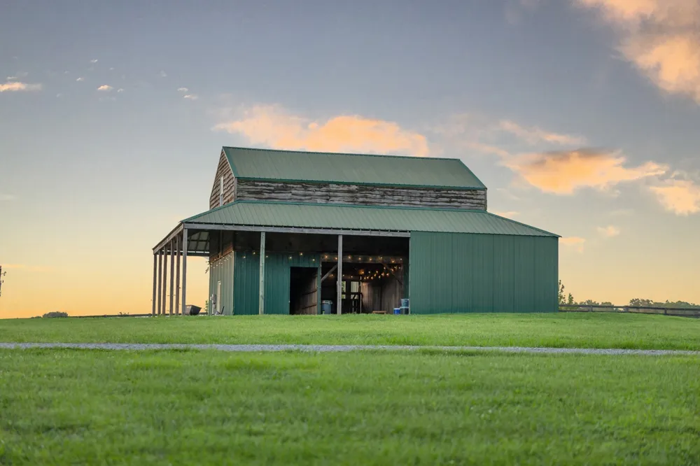 8265 Guthrie Rd Cross Plains, TN 37049