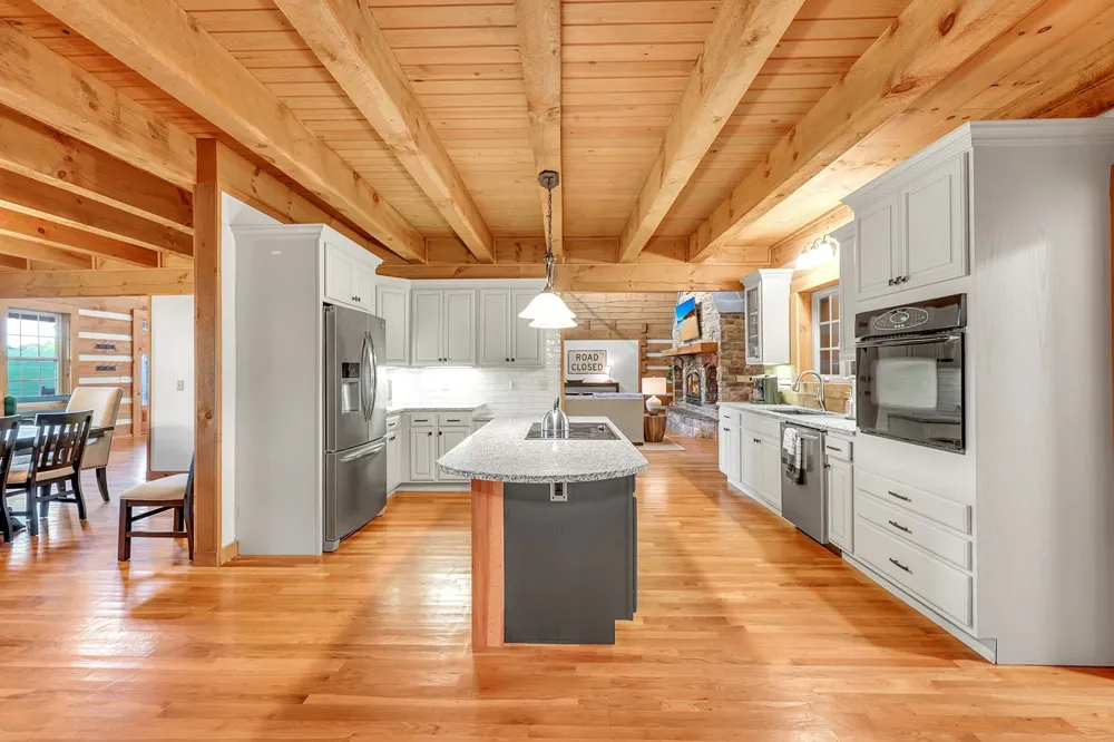 8265 Guthrie Rd Cross Plains, TN 37049