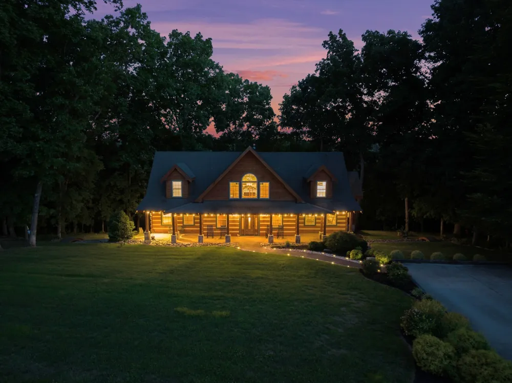 8265 Guthrie Rd Cross Plains, TN 37049