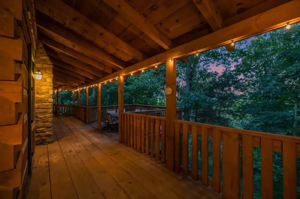 8265 Guthrie Rd Cross Plains, TN 37049