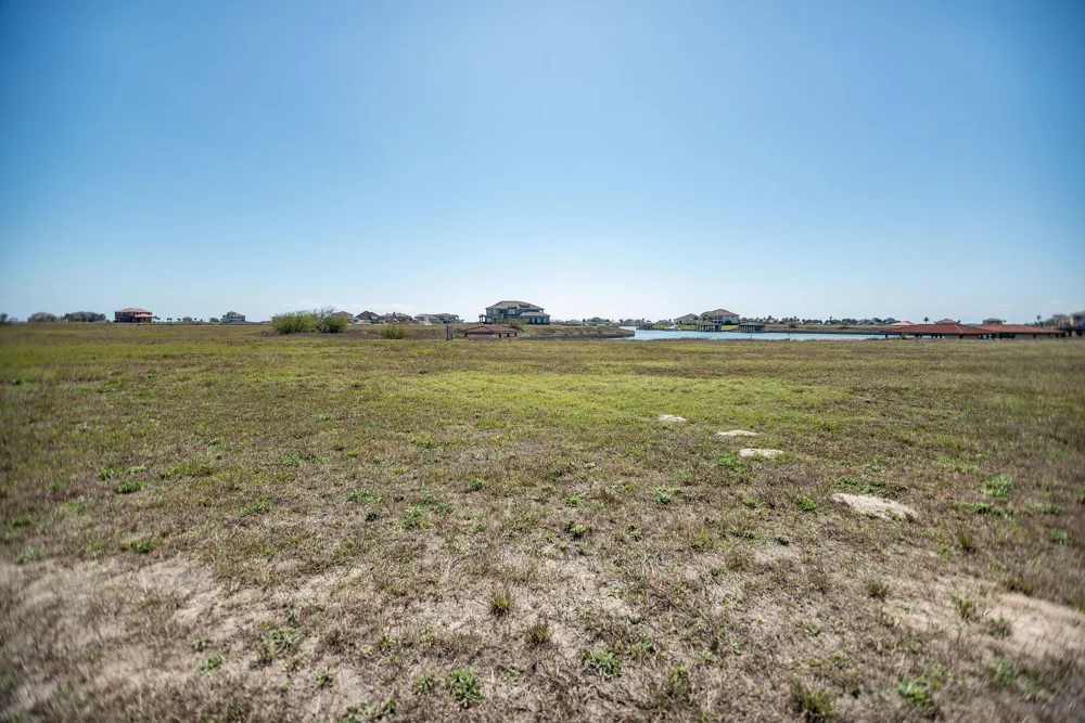 296 E Lago Loop Road Port O Connor, TX 77982