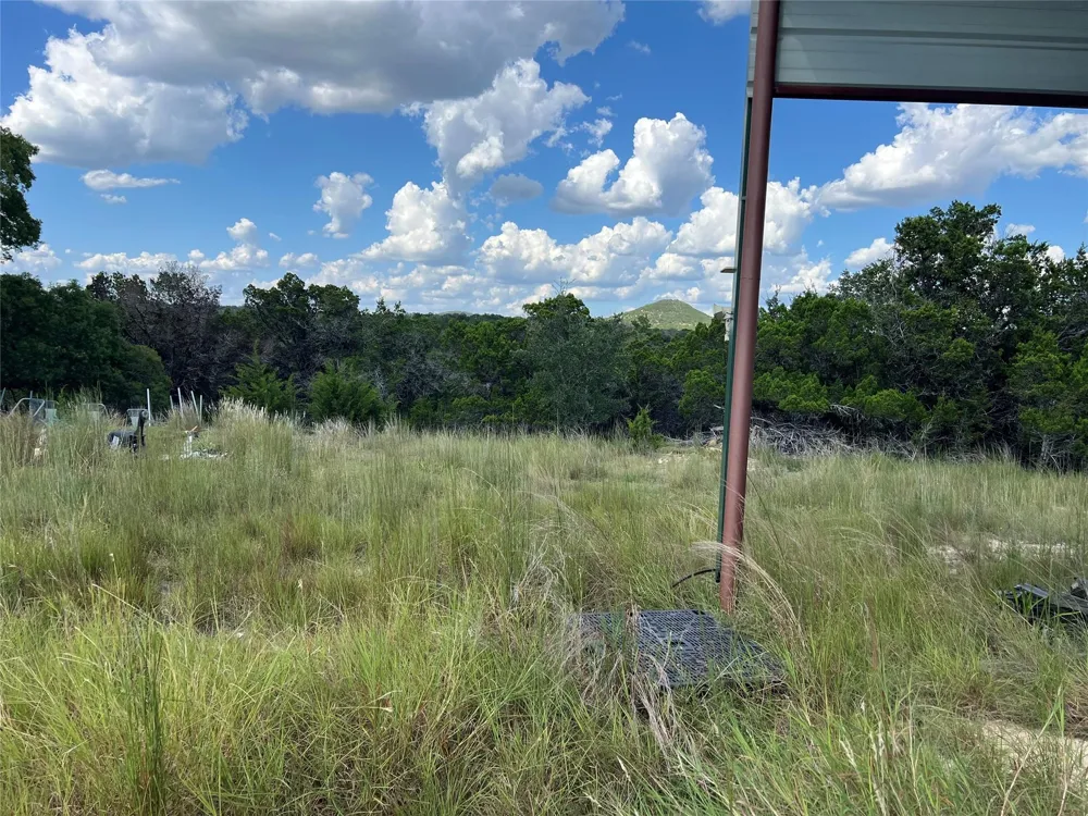 1833 W Broad Oak Drive Drive Bandera, TX 78003
