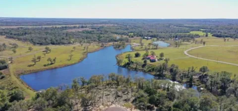 Horseshoe Lake Ranch