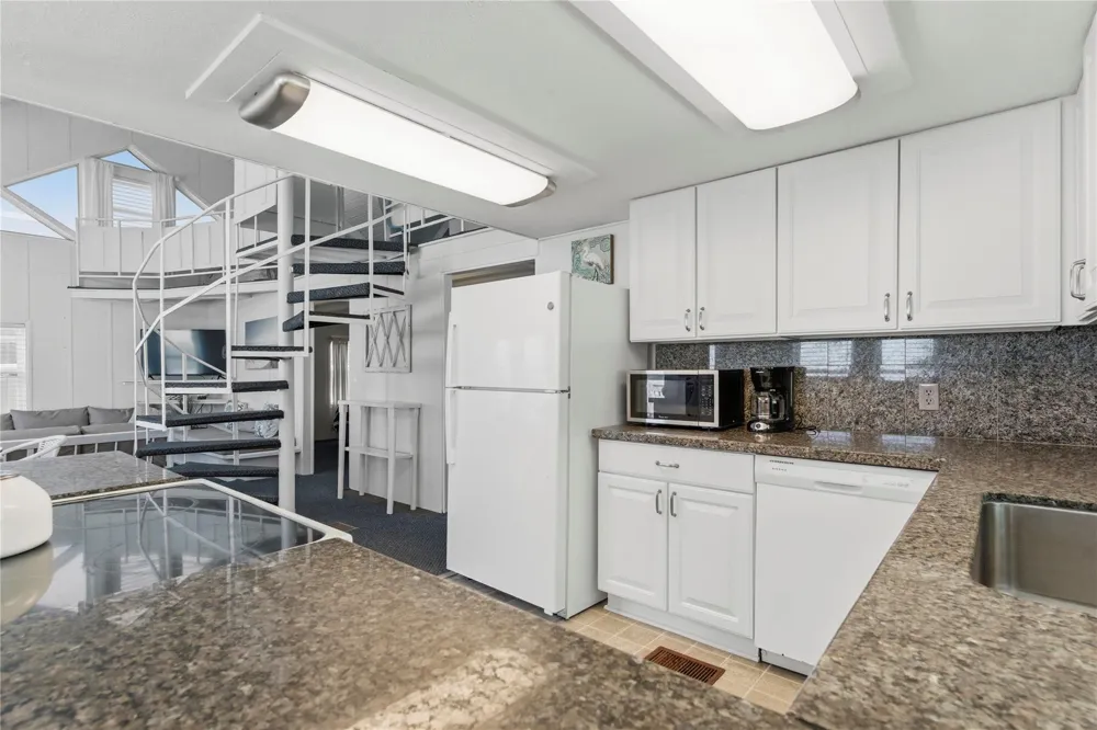 103 Southwind Drive Surfside Beach, TX 77541