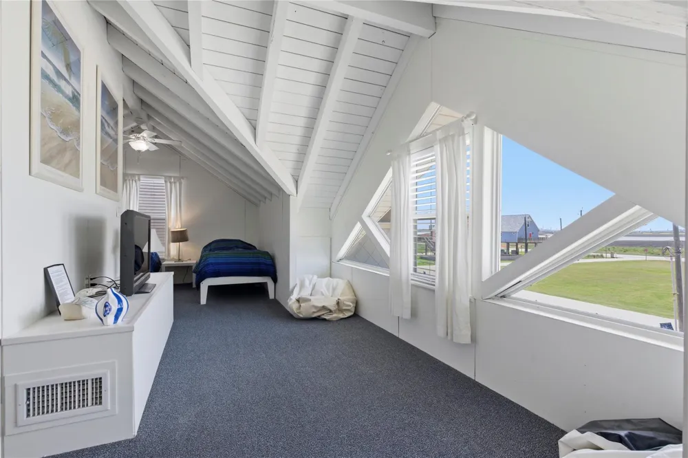 103 Southwind Drive Surfside Beach, TX 77541