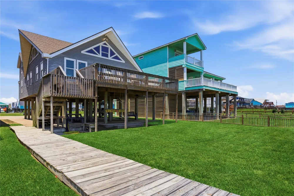103 Southwind Drive Surfside Beach, TX 77541