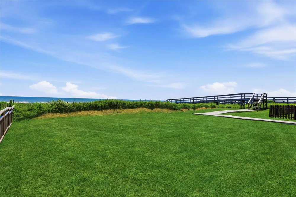 103 Southwind Drive Surfside Beach, TX 77541