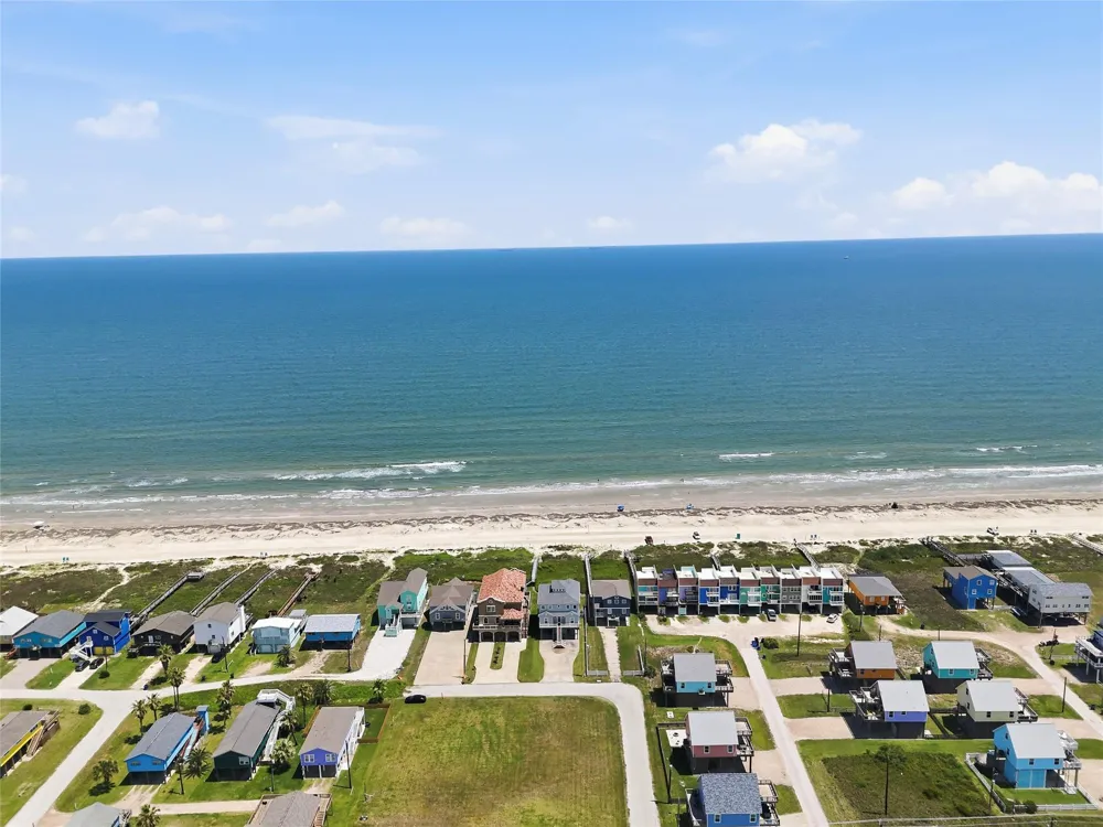 103 Southwind Drive Surfside Beach, TX 77541