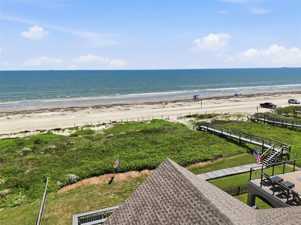 103 Southwind Drive Surfside Beach, TX 77541