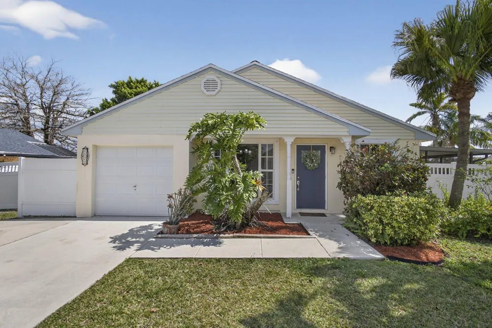 1172 Grandview Circle