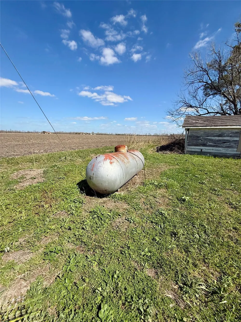 6616 County Road 225 East Bernard, TX 77435