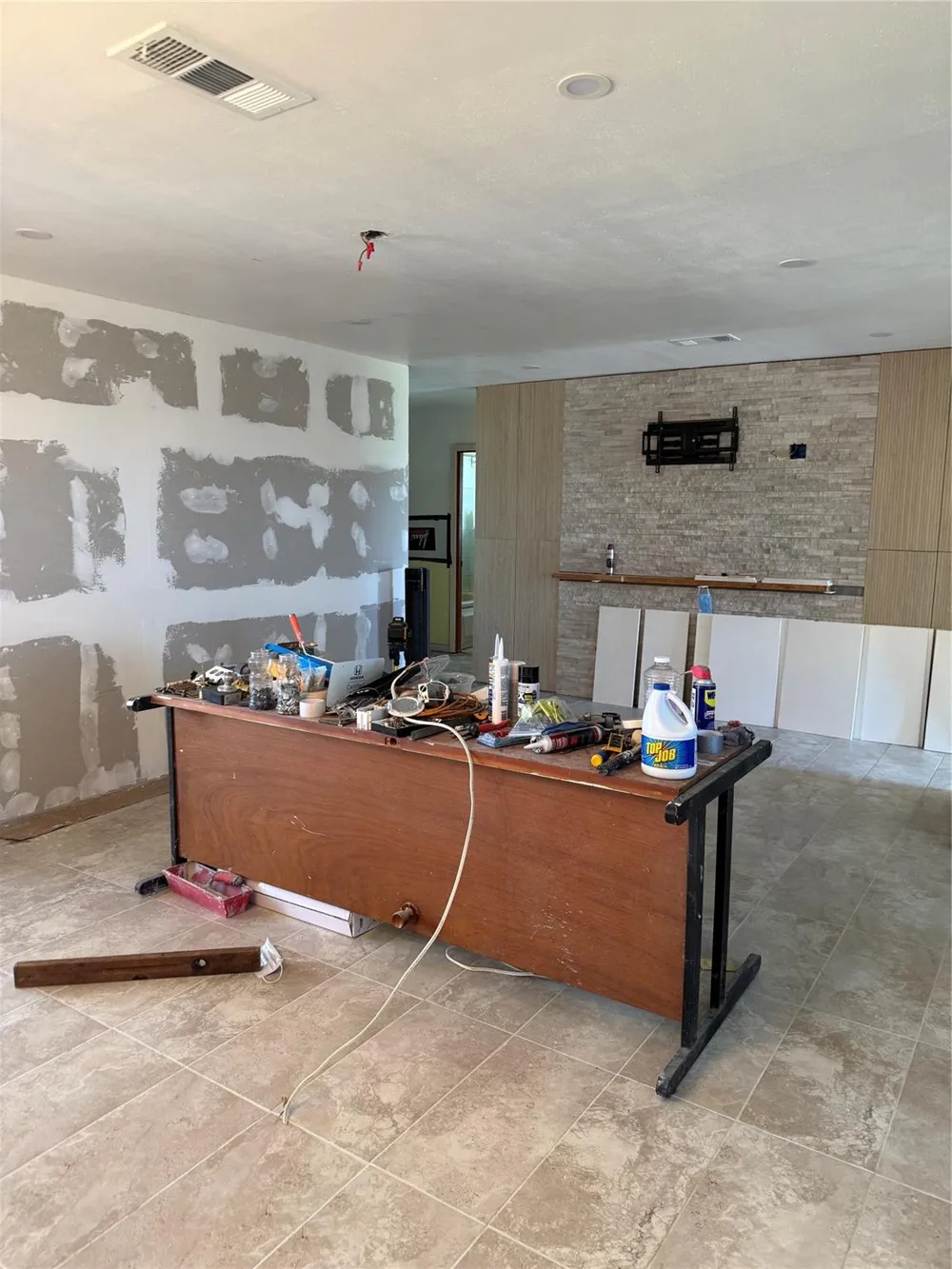 6616 County Road 225 East Bernard, TX 77435