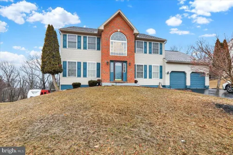 87 OAK LEDGE AVENUE