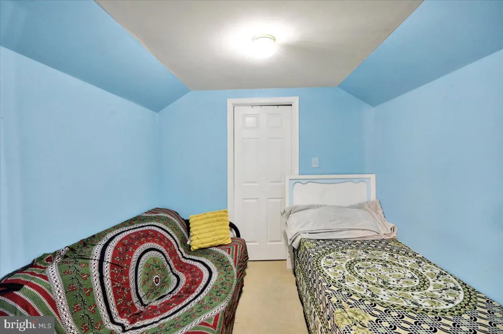 87 OAK LEDGE AVENUE Schuylkill Haven, PA 17972