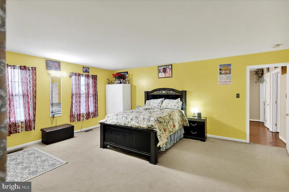 87 OAK LEDGE AVENUE Schuylkill Haven, PA 17972