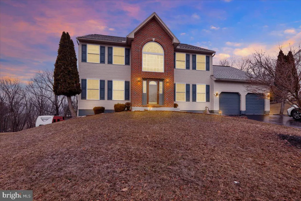 87 OAK LEDGE AVENUE Schuylkill Haven, PA 17972