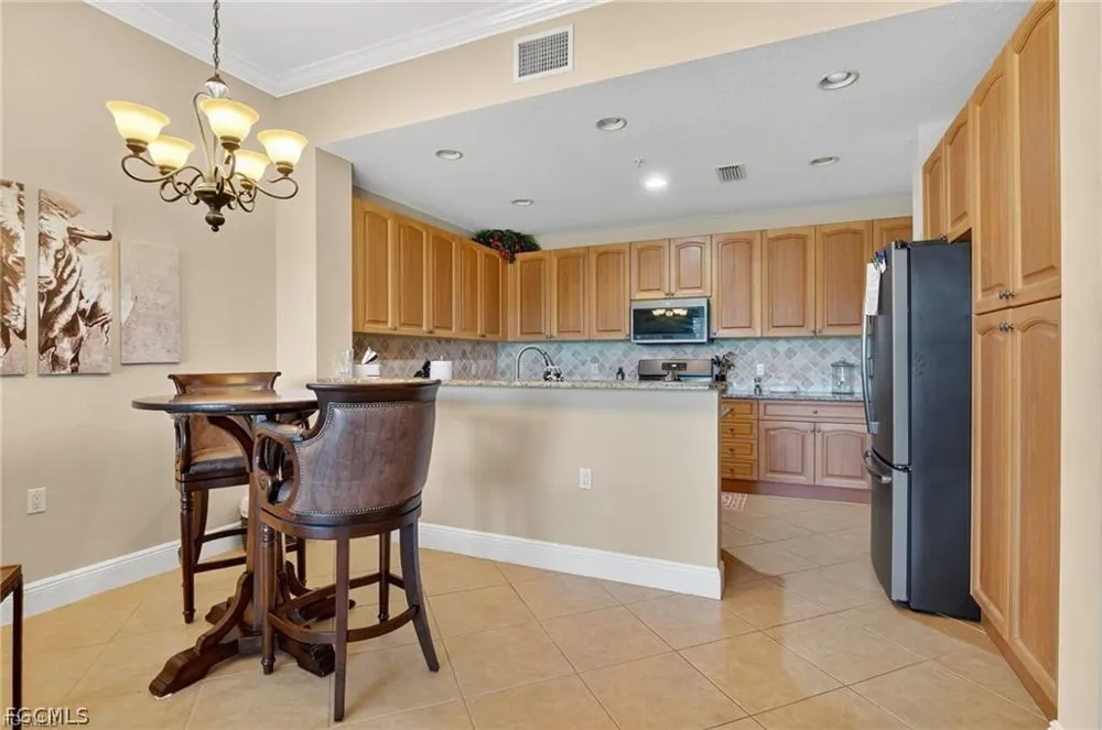 Montreux Lane #Bldg 4-102 Naples, FL 34114